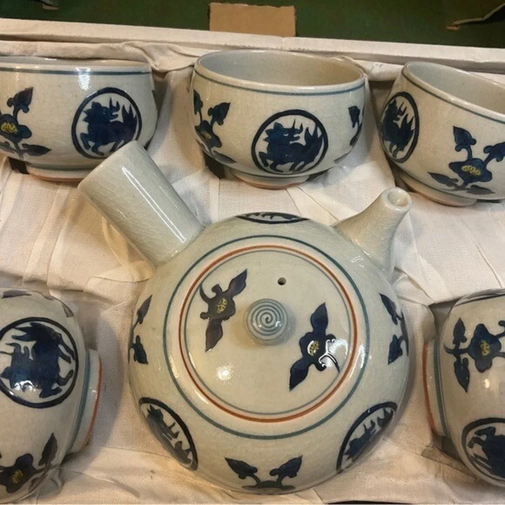 Vintage Japanese Ceramic Tea Set‎ Teapot Cups Blue Floral Design